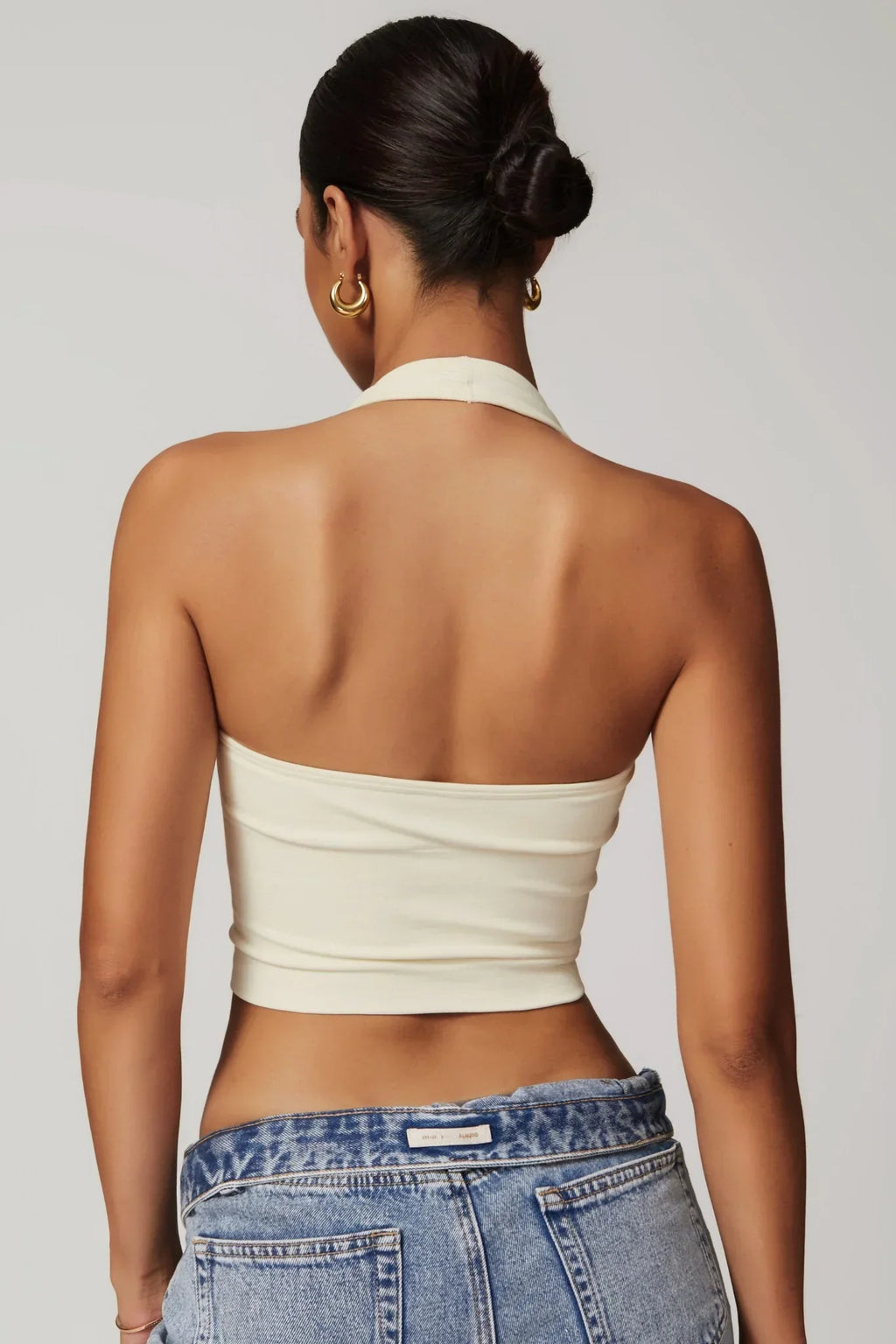 Chloe Boyundan Bağlamalı Top – Krem