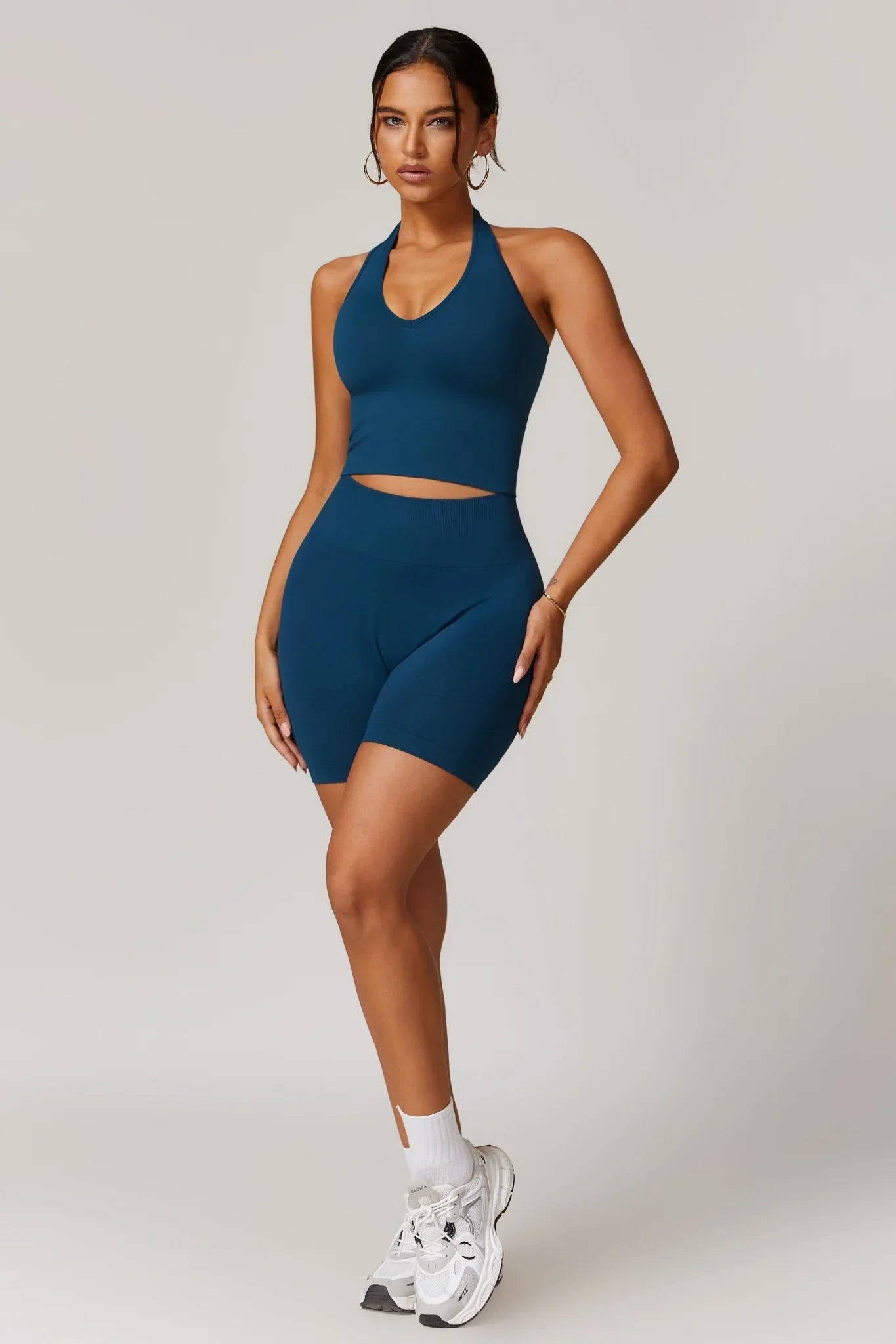 Chloe Boyundan Bağlamalı Top – Saks Mavi