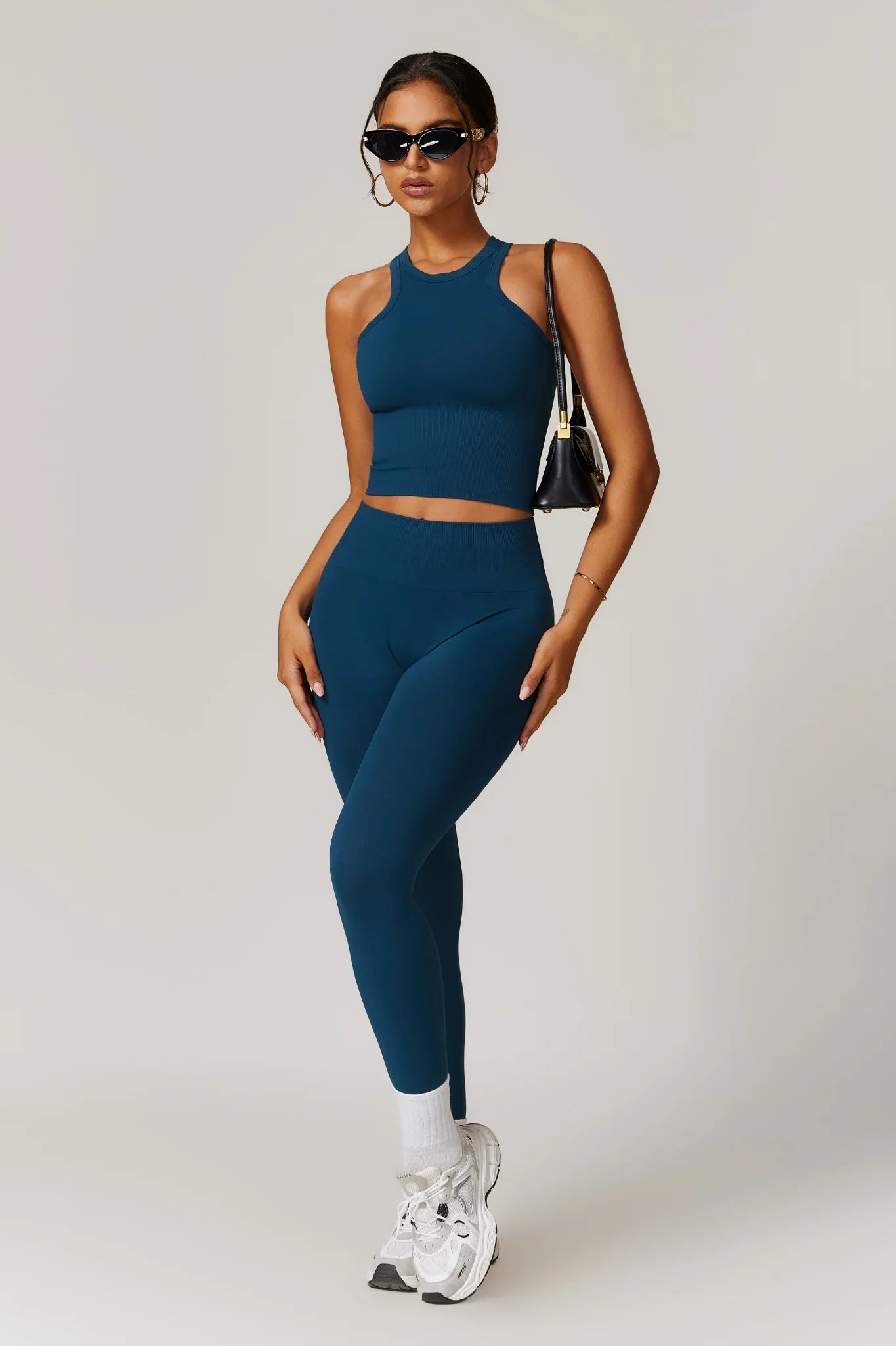 Chloe Sporcu Sırt Top – Saks Mavi